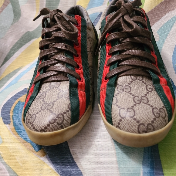 Gucci Sneakers size 7 - Picture 3 of 10
